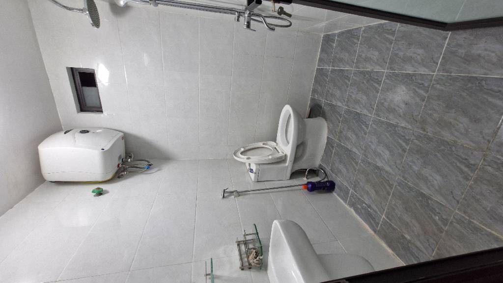 Bán nhà Thanh Nhàn - diện tích 21.3m2 3 tầng - TẬP THỂ MẶT PHỐ 3 NGỦ - giá 4,8 tỷ