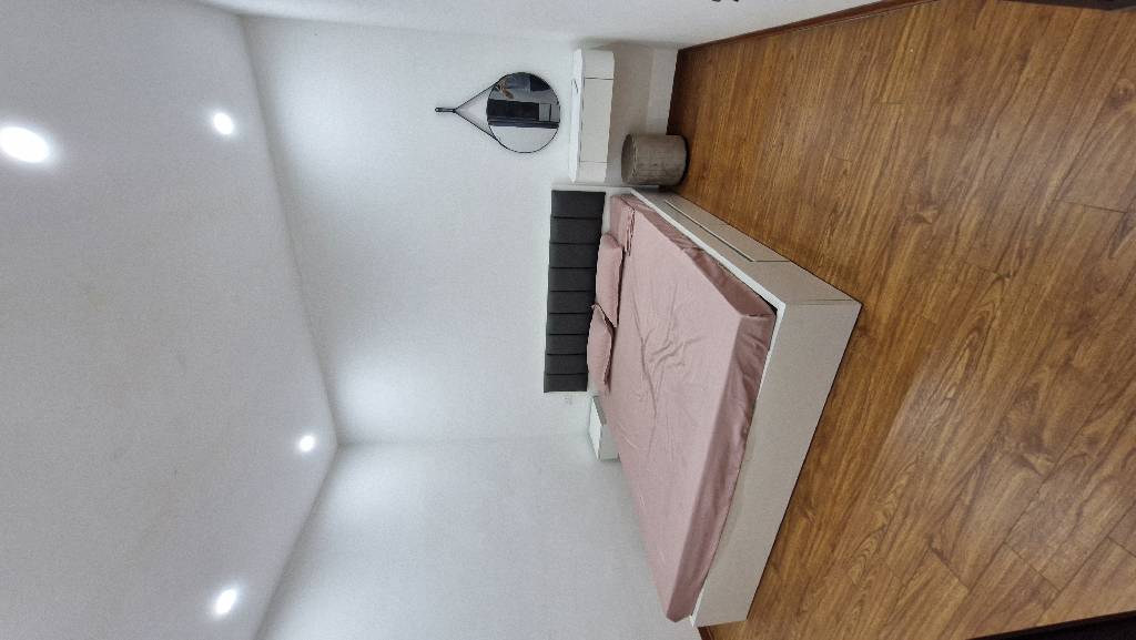 Bán nhà Thanh Nhàn - diện tích 21.3m2 3 tầng - TẬP THỂ MẶT PHỐ 3 NGỦ - giá 4,8 tỷ