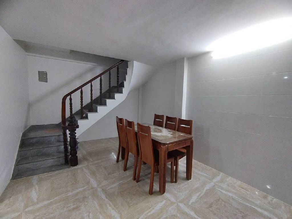 Bán nhà Định Công - diện tích 31.5m2 5 tầng - Nhà đẹp, full công năng - giá 6,5 tỷ