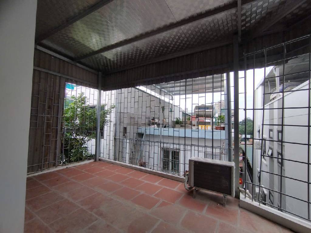 Bán nhà Định Công - diện tích 31.5m2 5 tầng - Nhà đẹp, full công năng - giá 6,5 tỷ