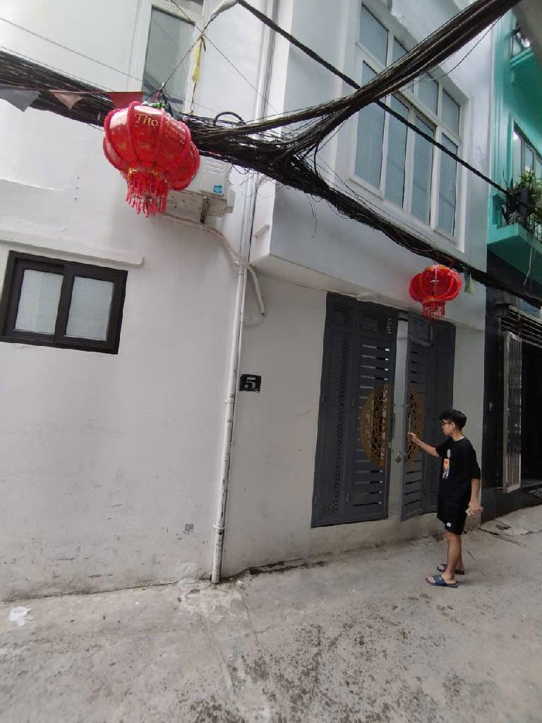 Bán nhà Định Công - diện tích 31.5m2 5 tầng - Nhà đẹp, full công năng - giá 6,5 tỷ