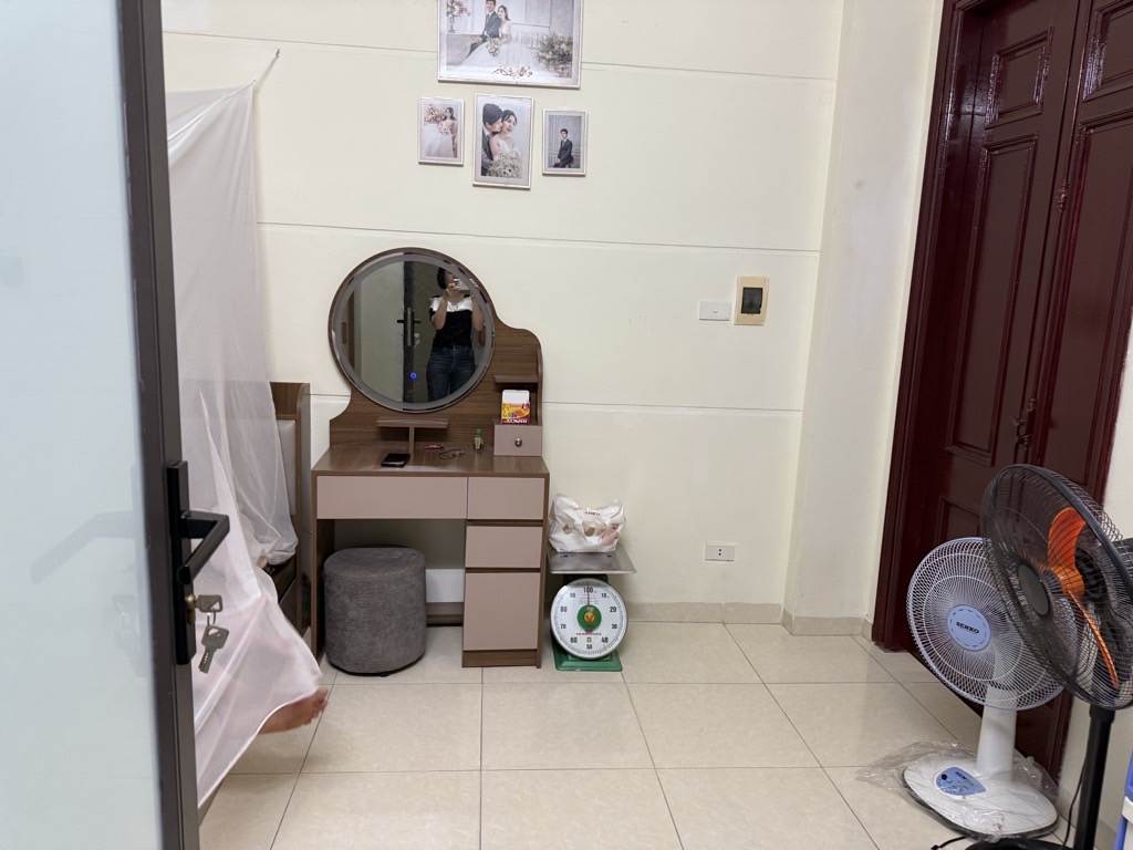 Bán nhà Hoàng Mai - diện tích 20m2 5 tầng - Ô TÔ CHẠY BÀN CỜ - giá 8 tỷ