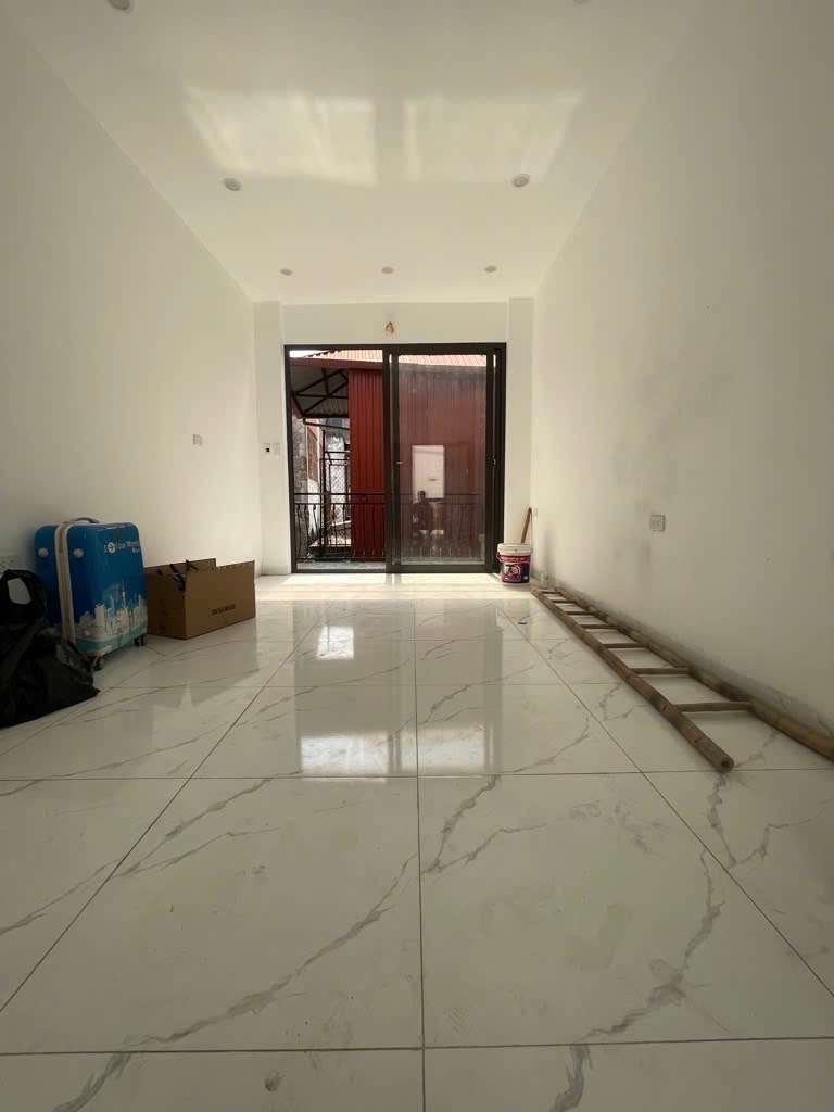 Bán nhà Lò Đúc - diện tích 18,6m2 5 tầng - ô tô cách nhà 10m - giá 7,1 tỷ