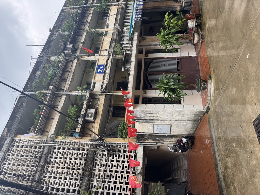 Bán nhà Tạ Quang Bửu - diện tích 70m2 2 tầng - 2 mặt thoáng - giá 5,98 tỷ