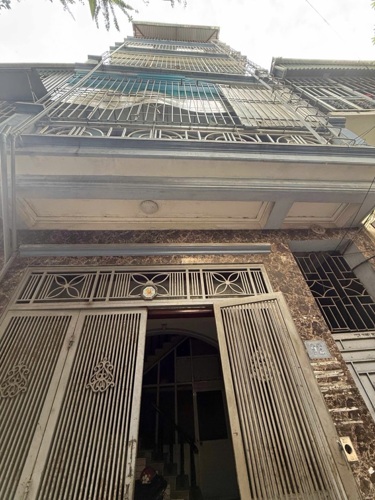 Bán nhà Ngõ Quỳnh - diện tích 71.6m2 4 tầng - ô tô vào trong nhà - giá 16 tỷ