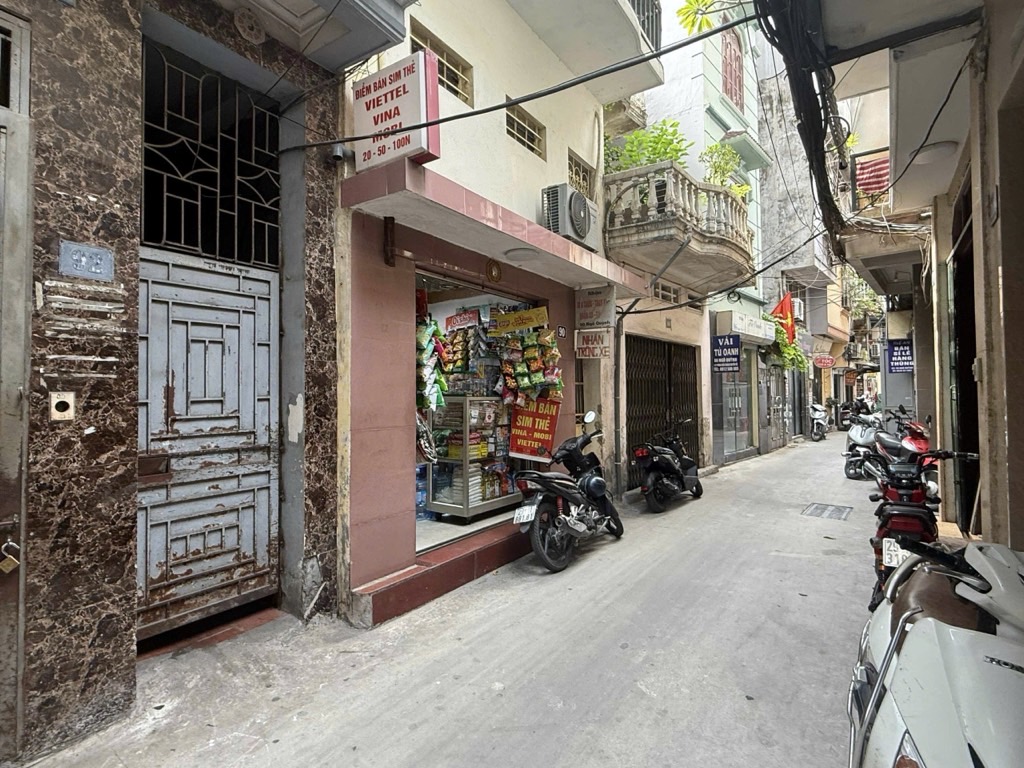 Bán nhà Ngõ Quỳnh - diện tích 71.6m2 4 tầng - ô tô vào trong nhà - giá 16 tỷ