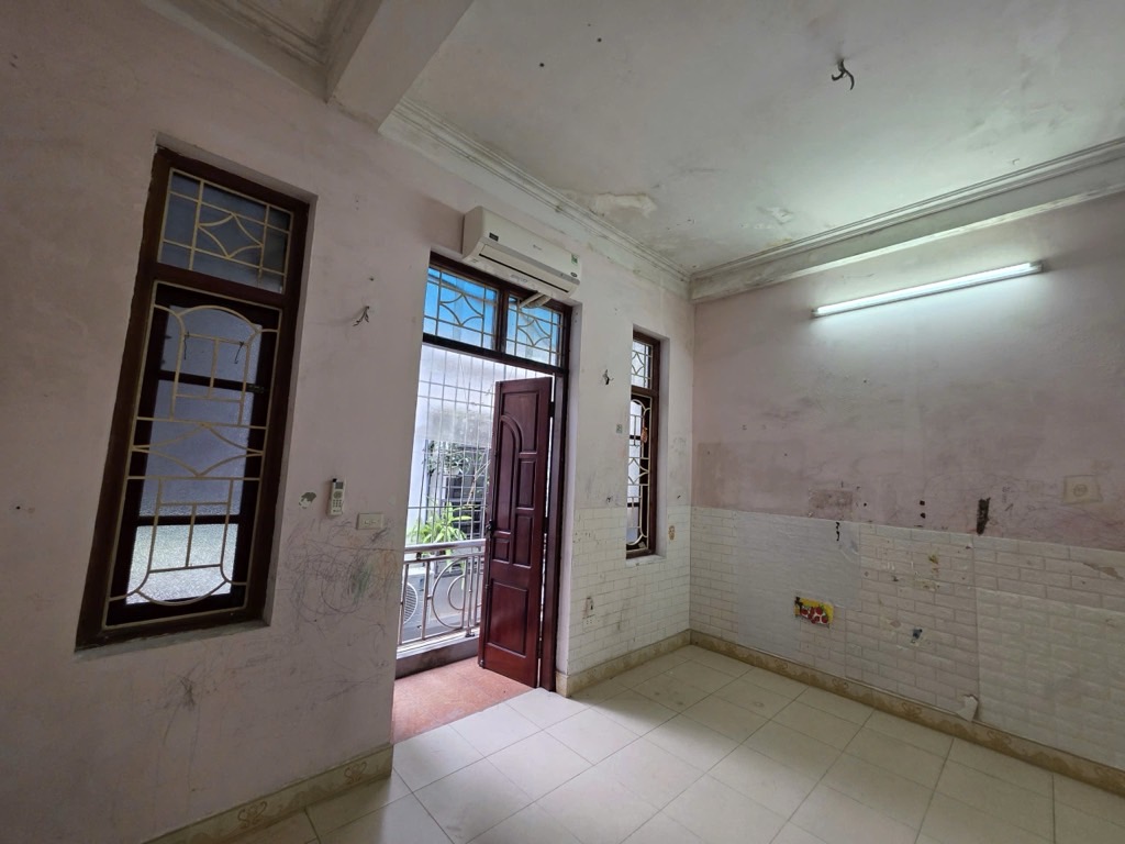 Bán nhà Ngõ Quỳnh - diện tích 71.6m2 4 tầng - ô tô vào trong nhà - giá 16 tỷ