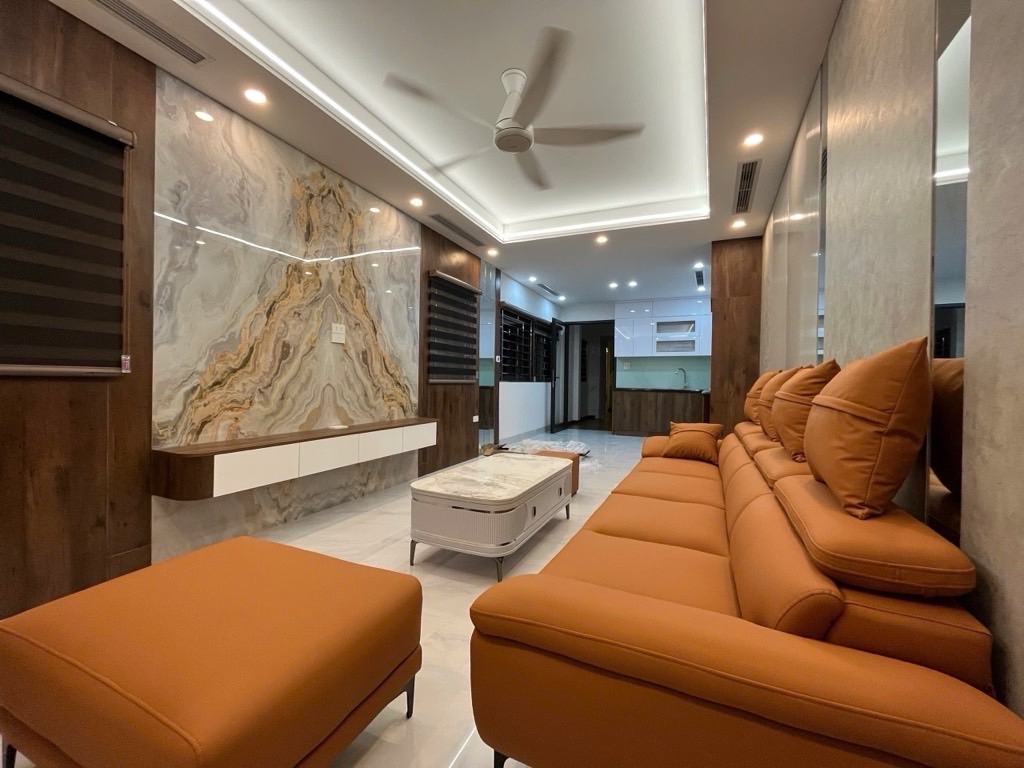 Bán nhà Giáp Bát - diện tích 51m2 6 tầng - Cực phẩm thang máy mặt phố kinh doanh - giá 22,8 tỷ