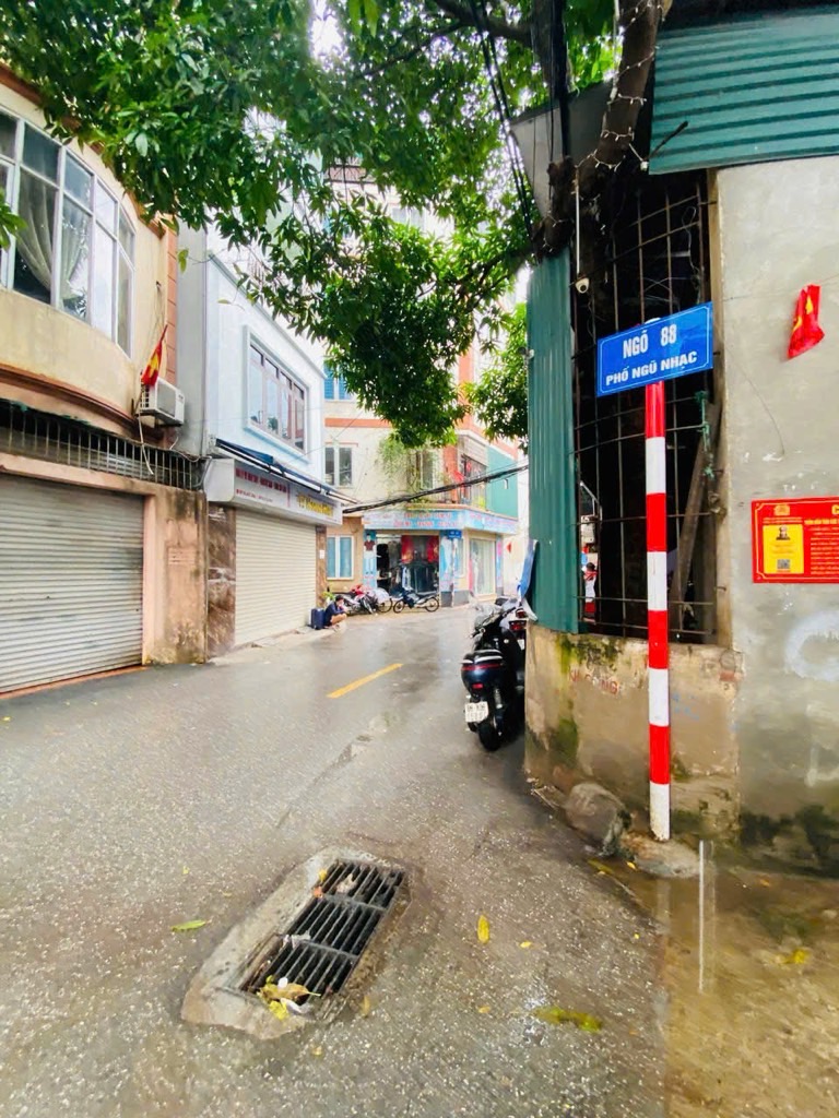 Bán nhà Ngũ Nhạc - diện tích 112m2 1 tầng - mặt ngõ ô tô - giá 10,8 tỷ