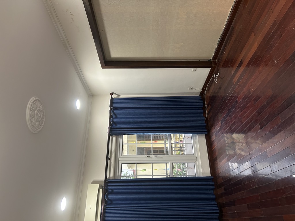 Bán nhà Tô Vĩnh Diện - diện tích 52m2 5 tầng - Mặt đường vỉa hè ô tô tránh - giá 21,5 tỷ