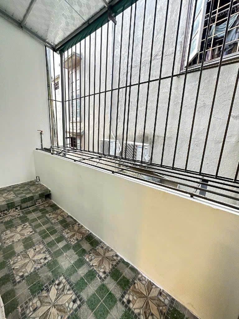 Bán nhà Vĩnh Tuy - diện tích 120m2 2 tầng - Sổ đỏ chính chủ - giá 5,7 tỷ