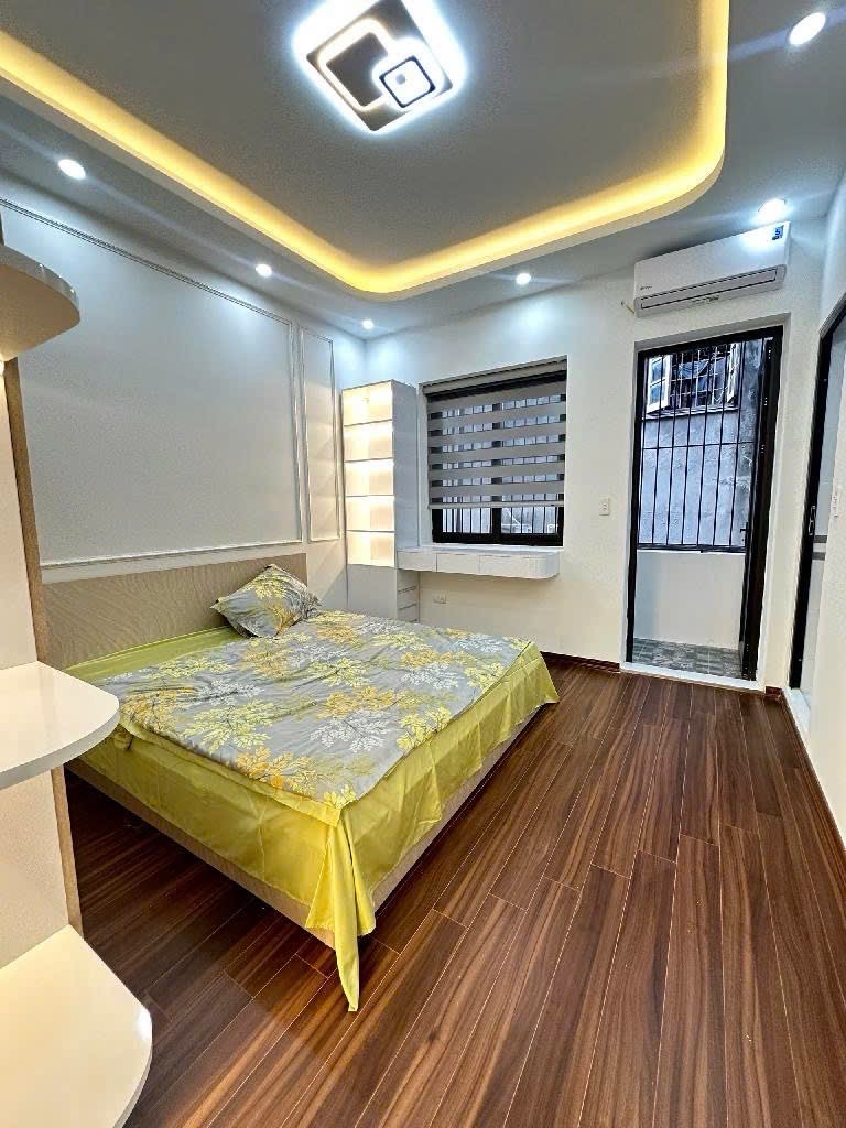 Bán nhà Vĩnh Tuy - diện tích 120m2 2 tầng - Sổ đỏ chính chủ - giá 5,7 tỷ