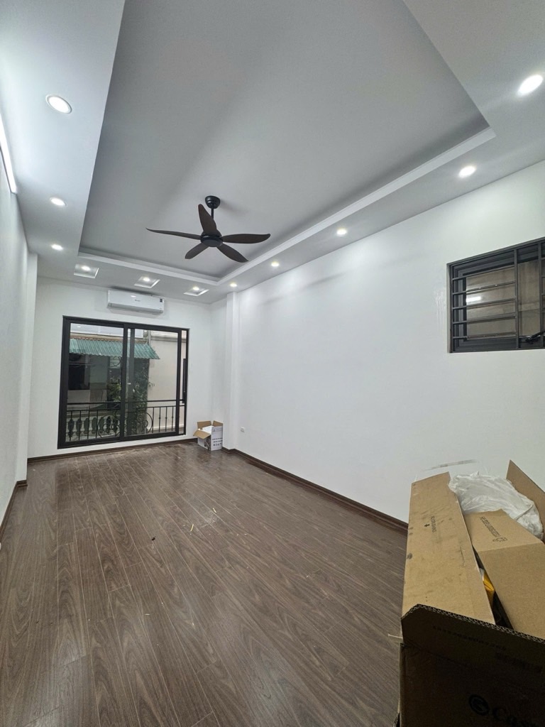 Bán nhà Ngô Tất Tố - diện tích 44m2 5 tầng - Lô góc 3 thoáng - giá 19,5 tỷ