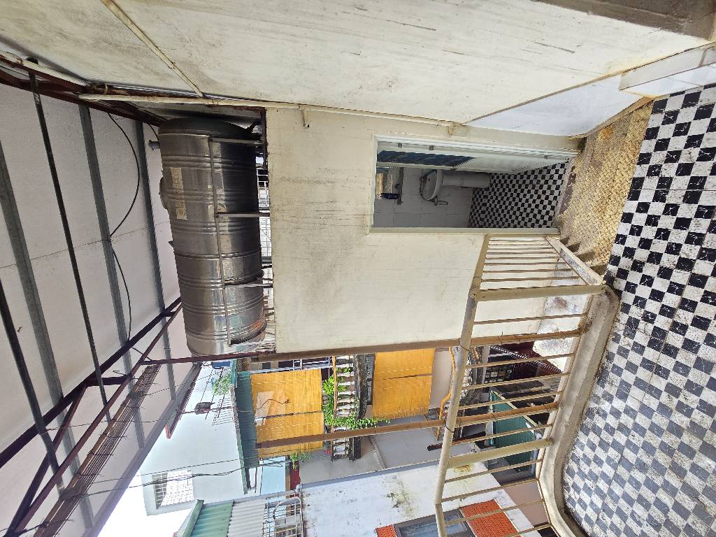 Bán nhà Ngõ Đình Đông - diện tích 34,6m2 3 tầng - Lô góc, kinh doanh - giá 9,5 tỷ