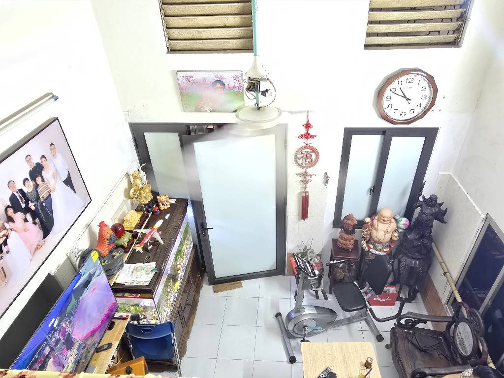 Bán nhà Ngõ Đình Đông - diện tích 34,6m2 3 tầng - Lô góc, kinh doanh - giá 9,5 tỷ