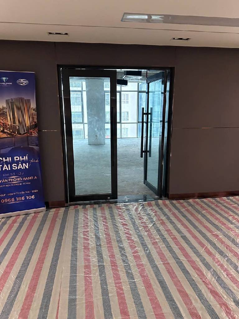 Bán nhà Bạch Mai - diện tích 176m2 9 tầng - Căn hộ văn phòng thương mại - giá 9,7 tỷ