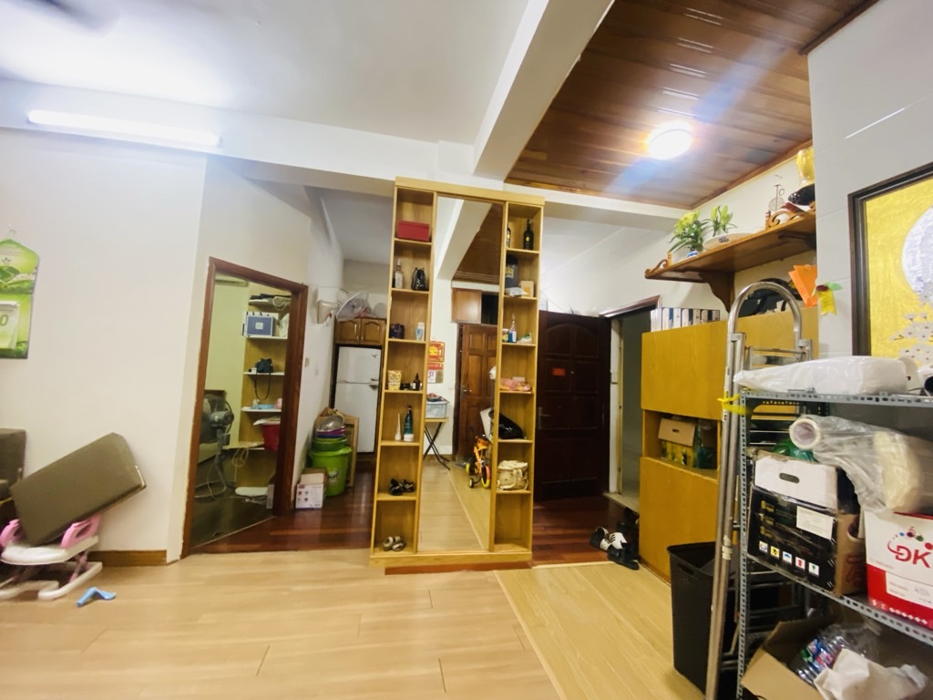 Bán nhà Nghiêm Xuân Yêm - diện tích 78m2 7 tầng - Sổ đỏ chính chủ sẵn sàng giao dịch - giá 5,5 tỷ