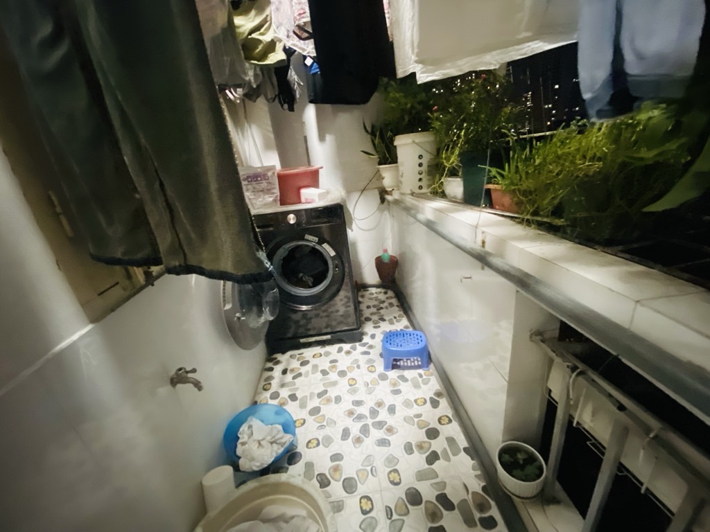 Bán nhà Nghiêm Xuân Yêm - diện tích 78m2 7 tầng - Sổ đỏ chính chủ sẵn sàng giao dịch - giá 5,5 tỷ