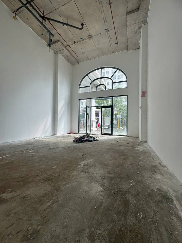 Bán nhà Đại Từ - diện tích 74m2 2 tầng - SHOPHOUSE - giá 15,9 tỷ