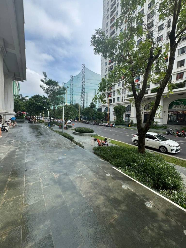 Bán nhà Đại Từ - diện tích 74m2 2 tầng - SHOPHOUSE - giá 15,9 tỷ