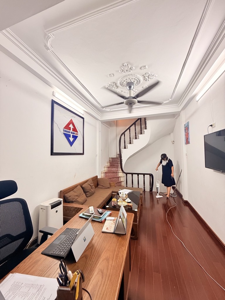 Bán nhà Trung Tiền - diện tích 16,4m2 6 tầng - Ô tô tránh - giá 9 tỷ