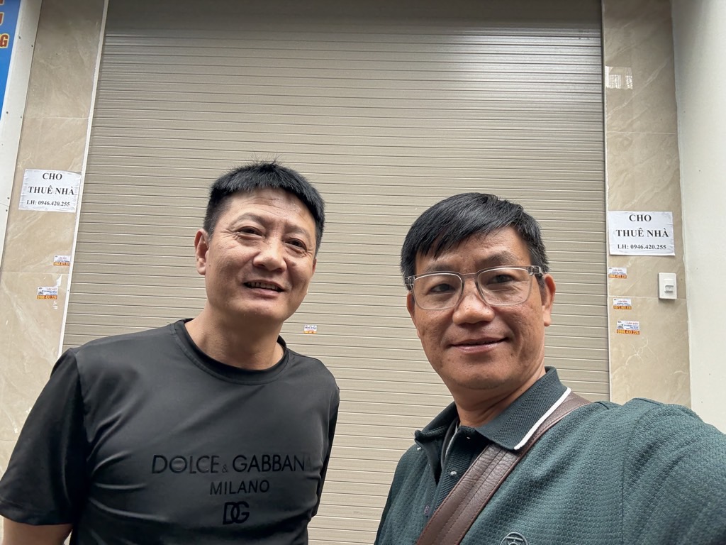 Bán nhà Lĩnh Nam - diện tích 35m2 6 tầng - ô tô vào trong nhà - giá 12,5 tỷ