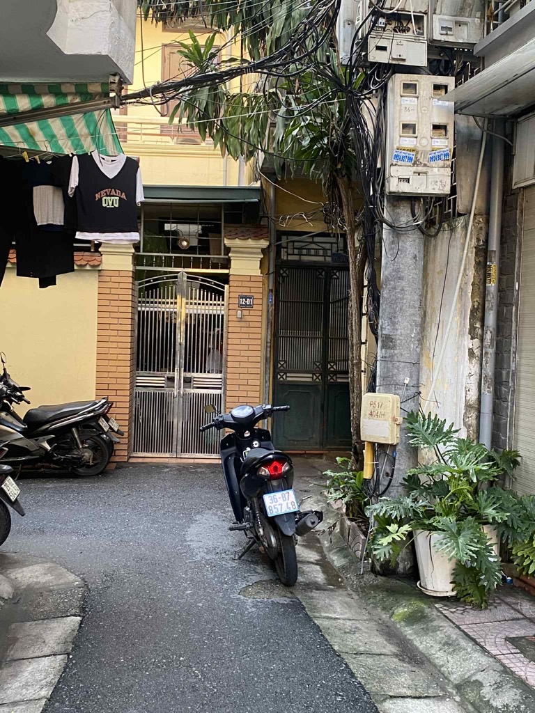 Bán nhà Lò Đúc - diện tích 18,6m2 5 tầng - ô tô cách nhà 10m - giá 7,1 tỷ