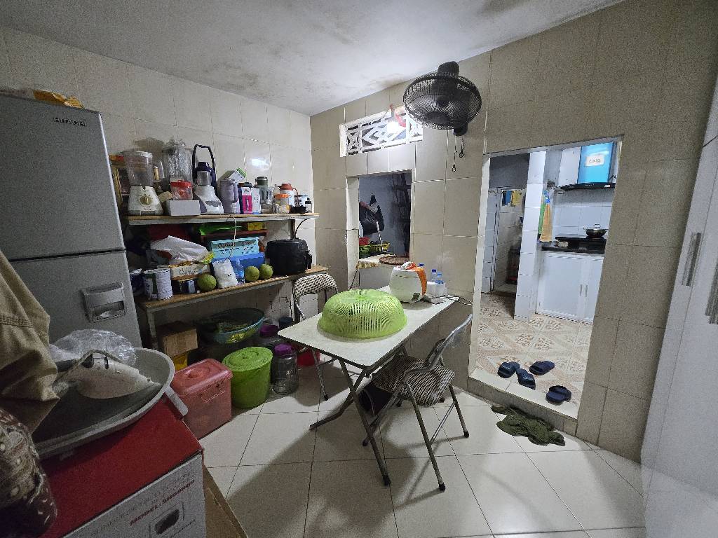 Bán nhà Thái Thịnh - diện tích 55m2 2 tầng - Ngõ rộng thoáng - giá 16 tỷ