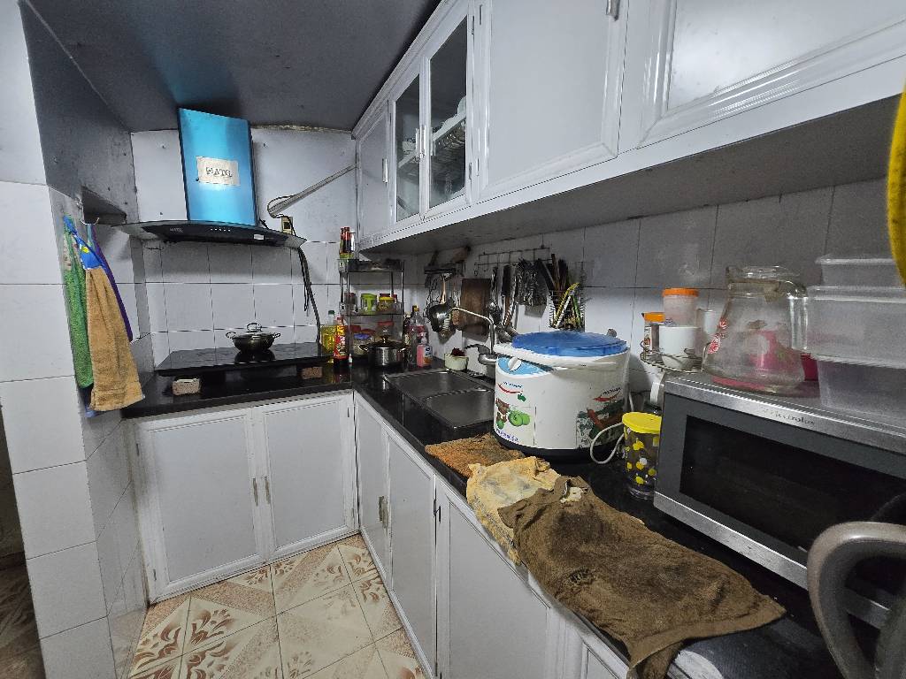 Bán nhà Thái Thịnh - diện tích 55m2 2 tầng - Ngõ rộng thoáng - giá 16 tỷ