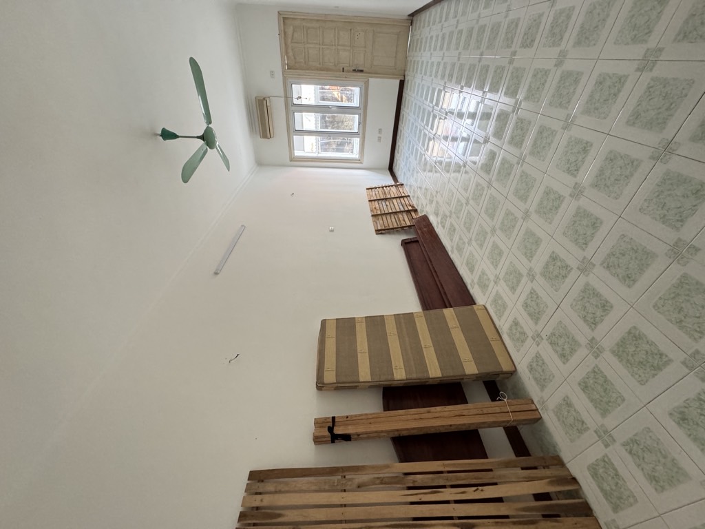 Bán nhà Chùa Bộc - diện tích 33m2 4 tầng - Ô tô đỗ cửa - giá 11,8 tỷ