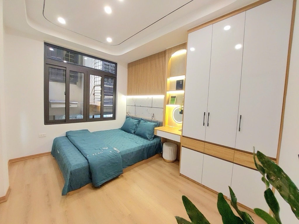 Bán nhà Nguyễn Cao - 21m2 5 tầng - lô góc, ngõ thông, kinh doanh - giá 6,5 tỷ