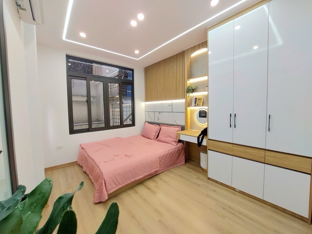Bán nhà Nguyễn Cao - 21m2 5 tầng - lô góc, ngõ thông, kinh doanh - giá 6,5 tỷ