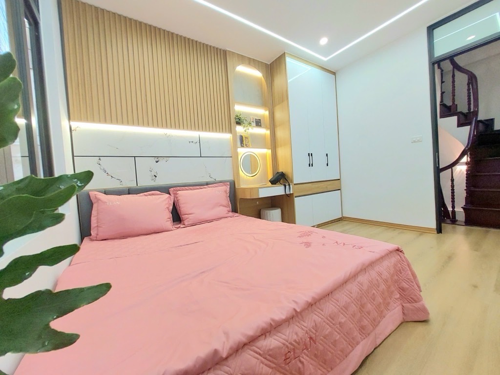 Bán nhà Nguyễn Cao - 21m2 5 tầng - lô góc, ngõ thông, kinh doanh - giá 6,5 tỷ