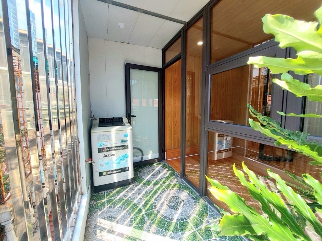 Bán nhà Nguyễn Cao - 21m2 5 tầng - lô góc, ngõ thông, kinh doanh - giá 6,5 tỷ