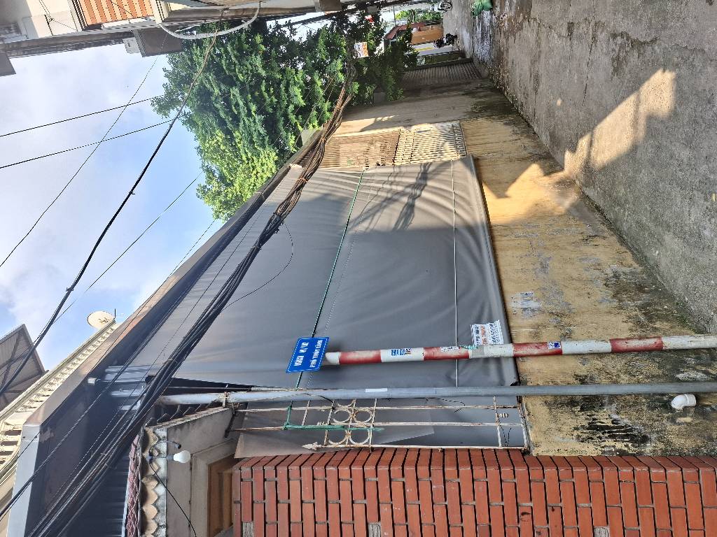 Bán nhà Thúy Lĩnh - diện tích 43m2 1 tầng - ô tô đỗ gần - giá 5,5 tỷ