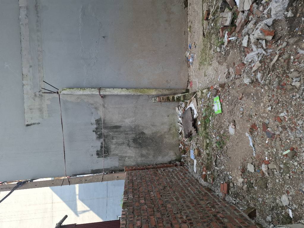 Bán nhà Thúy Lĩnh - diện tích 43m2 1 tầng - ô tô đỗ gần - giá 5,5 tỷ