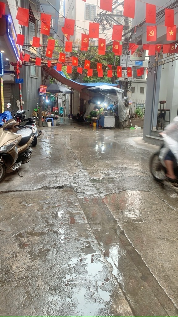 Bán nhà Triều Khúc - diện tích 55m2 7 tầng - Lô góc - giá 13,8 tỷ