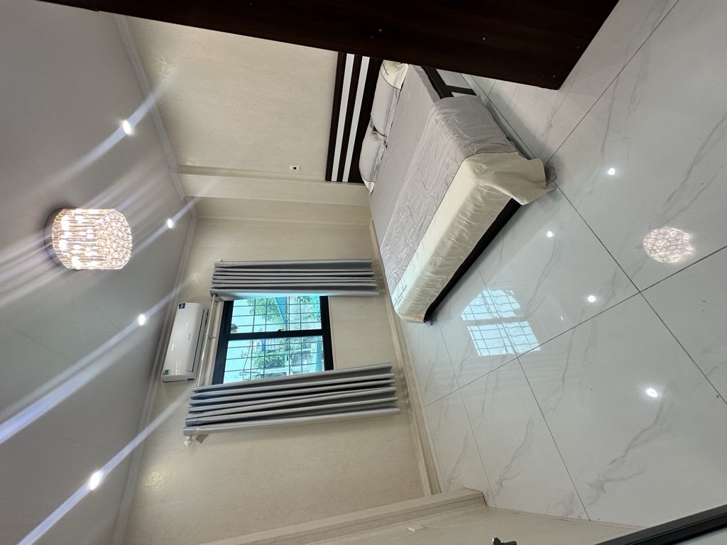 Bán nhà Tân Mai - diện tích 32.8m2 3 tầng - Nhà vuông đẹp - giá 3,8 tỷ