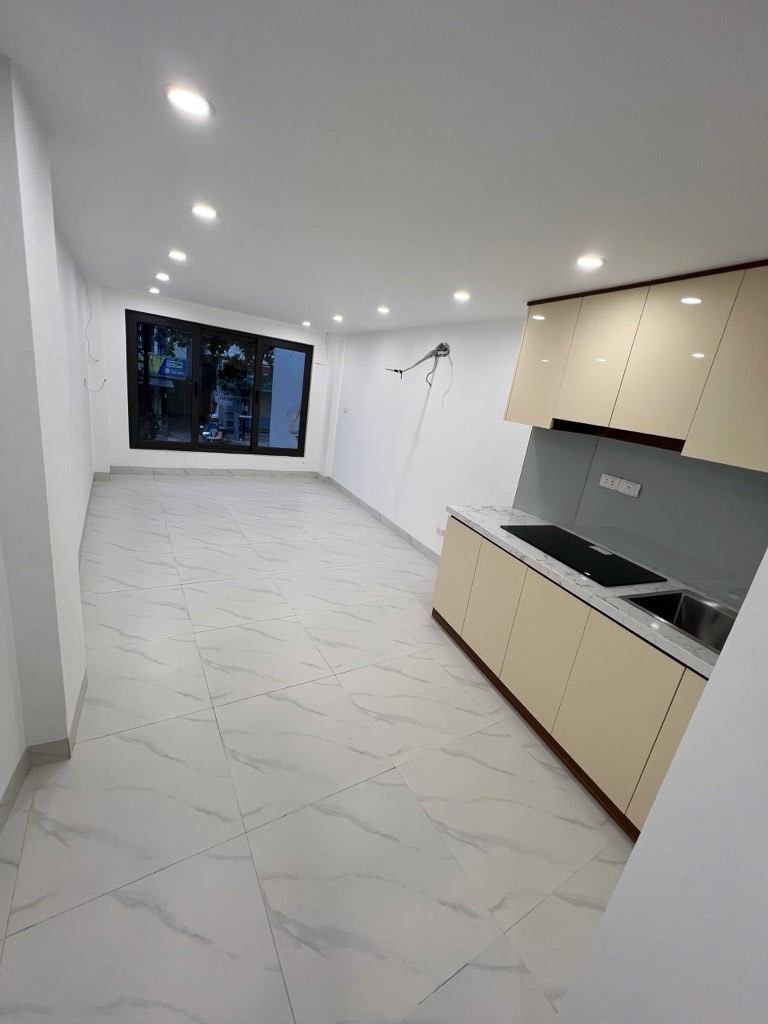 Bán nhà La Thành - diện tích 33m2 6 tầng - Ô Chợ Dừa - giá 18,5 tỷ