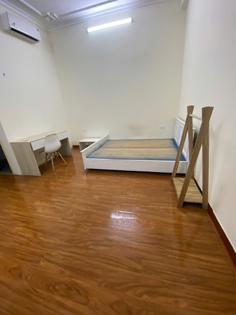 Bán nhà Giải Phóng - diện tích 85m2 5 tầng - Lô góc 3 mặt thoáng - giá 19 tỷ