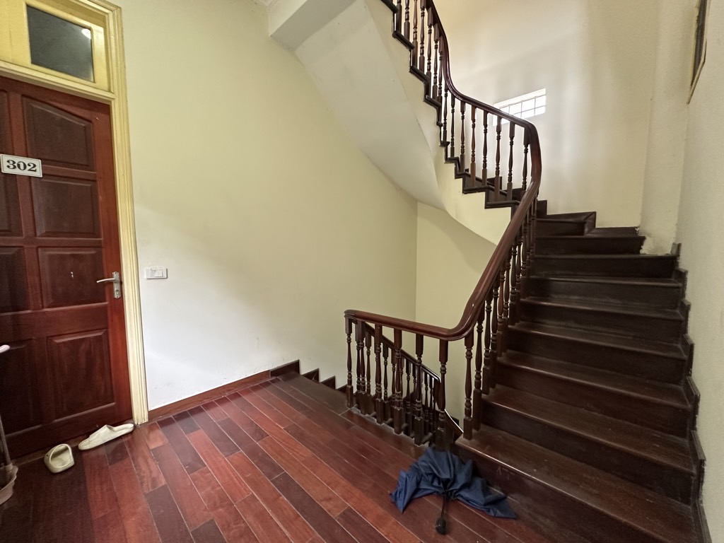 Bán nhà Giải Phóng - diện tích 85m2 5 tầng - Lô góc 3 mặt thoáng - giá 19 tỷ