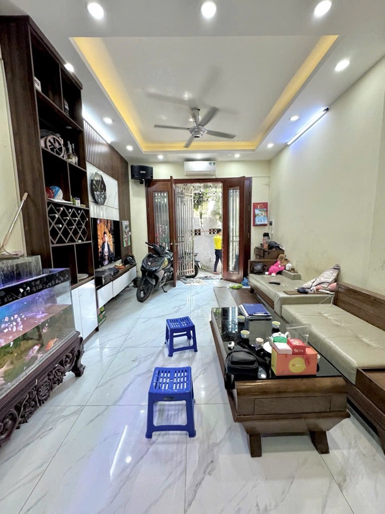 Bán nhà Giáp Nhị - diện tích 50m2 5 tầng - Nhà đẹp hiếm có - giá 8,4 tỷ