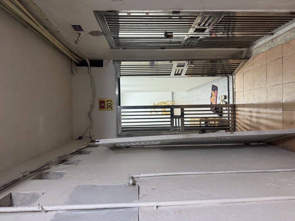 Bán nhà Khương Đình - diện tích 26.6m2 3 tầng - Nhà đẹp full nội thất - giá 3,7 tỷ