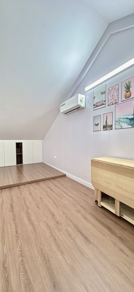 Bán nhà Mai Động - diện tích 45m2 1 tầng - Tập thể mặt phố sầm uất - giá 3 tỷ