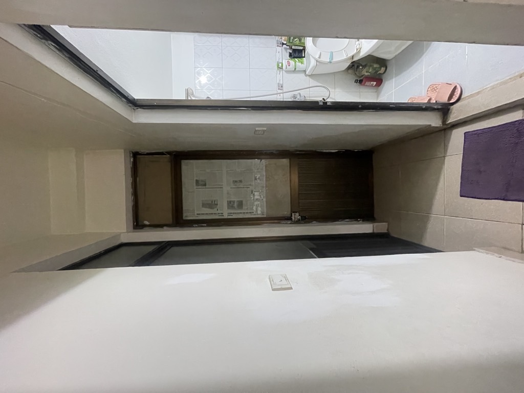 Bán nhà Đê Tô Hoàng - diện tích 30m2 3 tầng - Nhà cũ, cho thuê 10 triệu/tháng - giá 7,7 tỷ