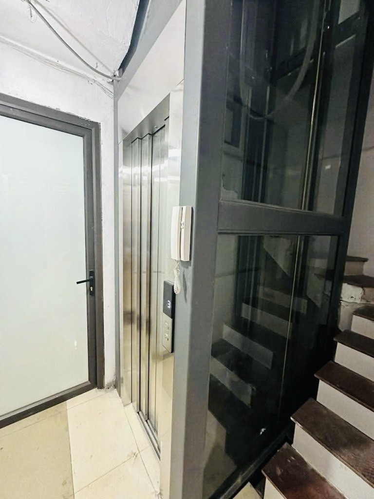 Bán nhà Quan Nhân - diện tích 44m2 6 tầng - gần ô tô - giá 11,5 tỷ