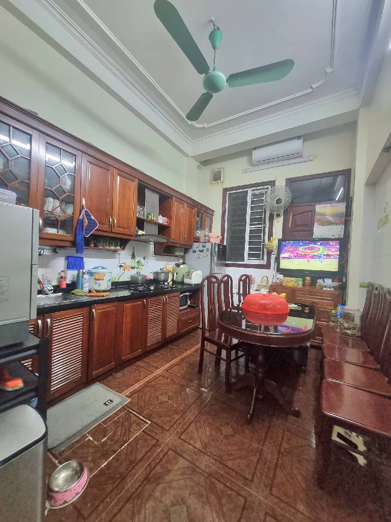 Bán nhà Tây Sơn - diện tích 37m2 4 tầng - Nhà ngay trung tâm quận Đống Đa - giá 16,9 tỷ