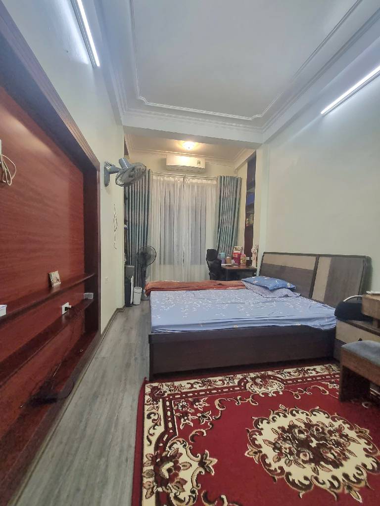 Bán nhà Tây Sơn - diện tích 37m2 4 tầng - Nhà ngay trung tâm quận Đống Đa - giá 16,9 tỷ