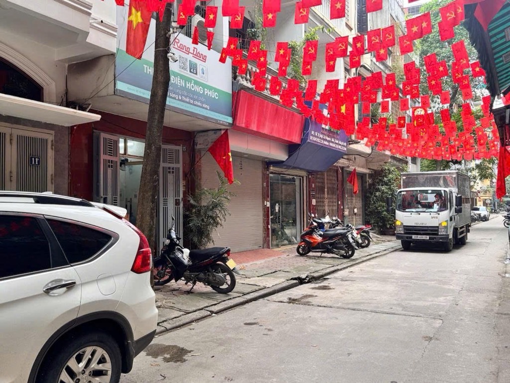 Bán nhà Nguyễn Xiển - diện tích 50.4m2 4 tầng - HIẾM - NGÕ PHÂN LÔ, NHÀ 2 MẶT NGÕ THOÁNG - giá 19,9 tỷ