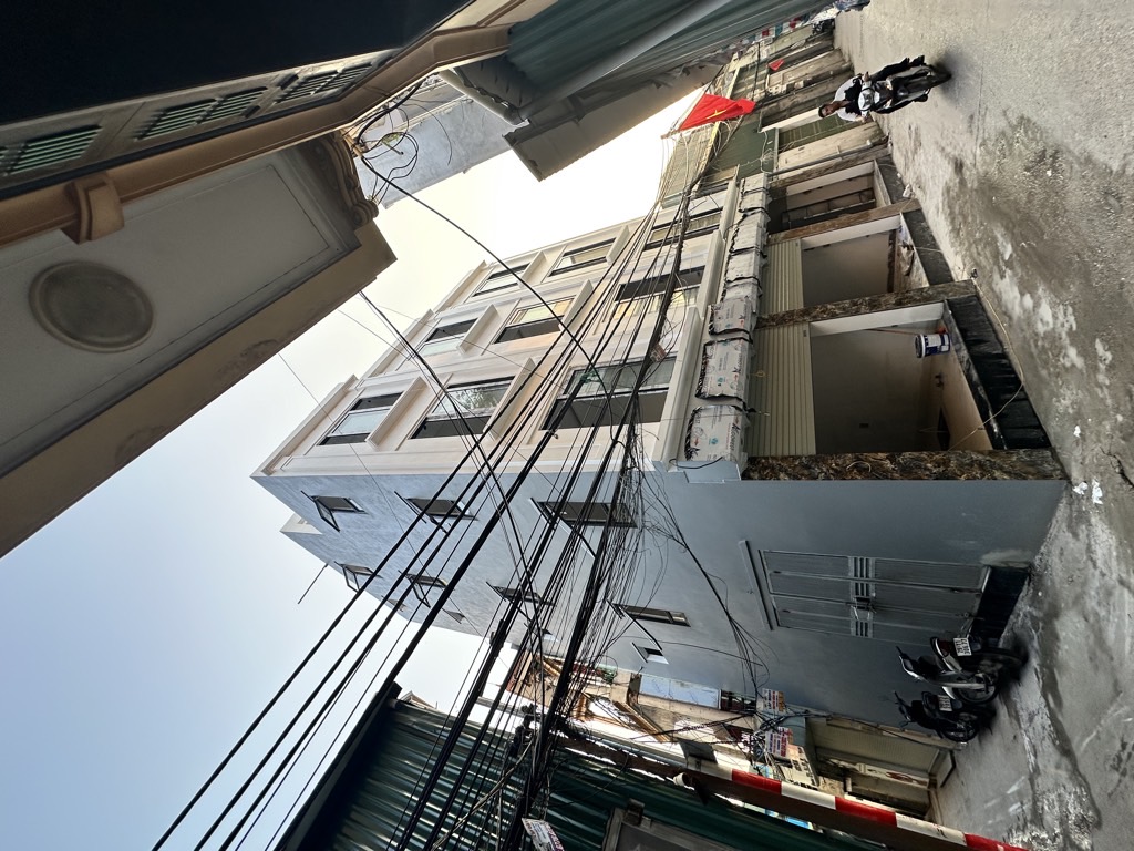 Bán nhà Vĩnh Hưng - diện tích 30m2 5 tầng - mặt ngõ ô tô - giá 9,7 tỷ